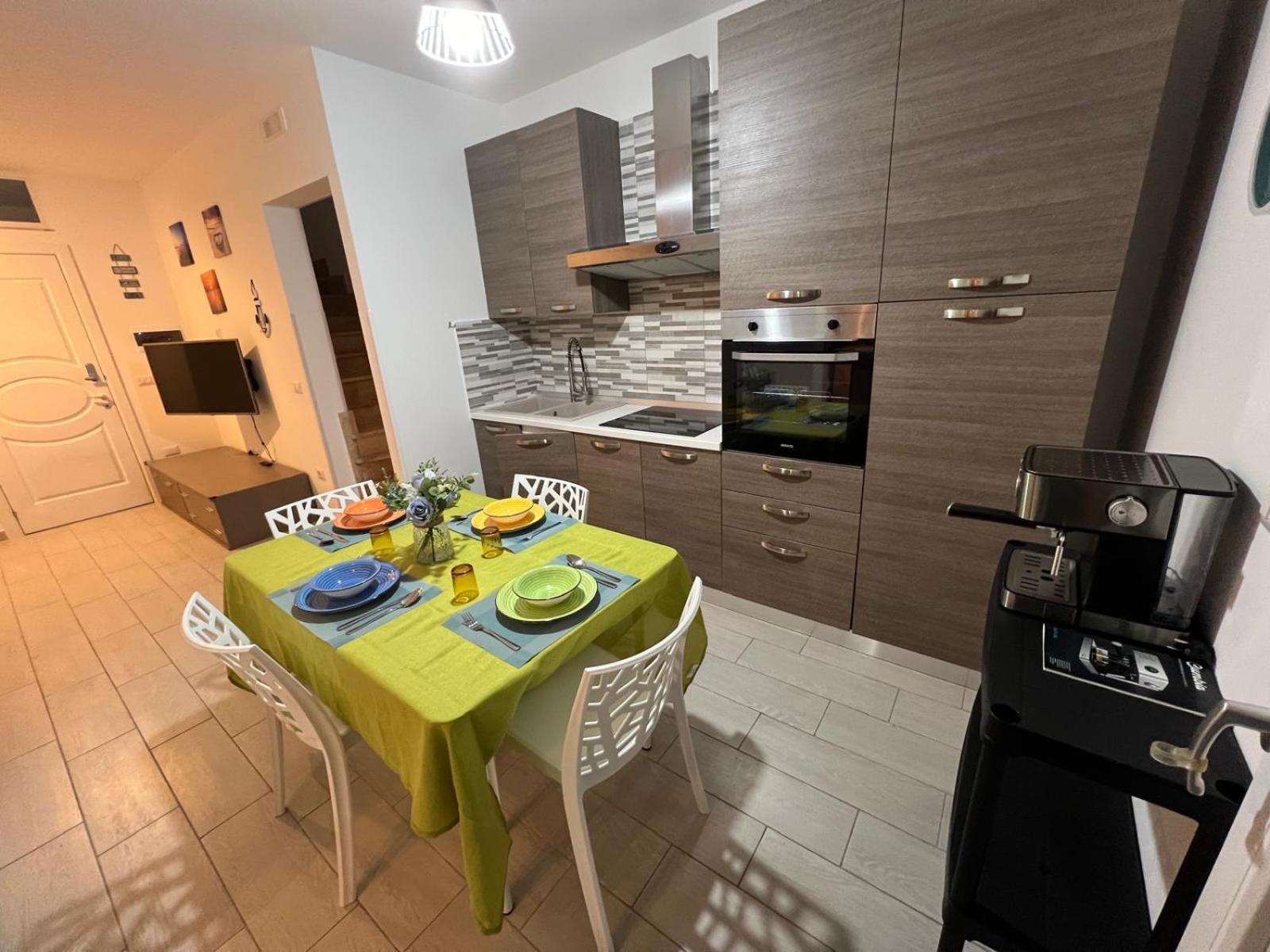 Apartment Owner Italy - A *